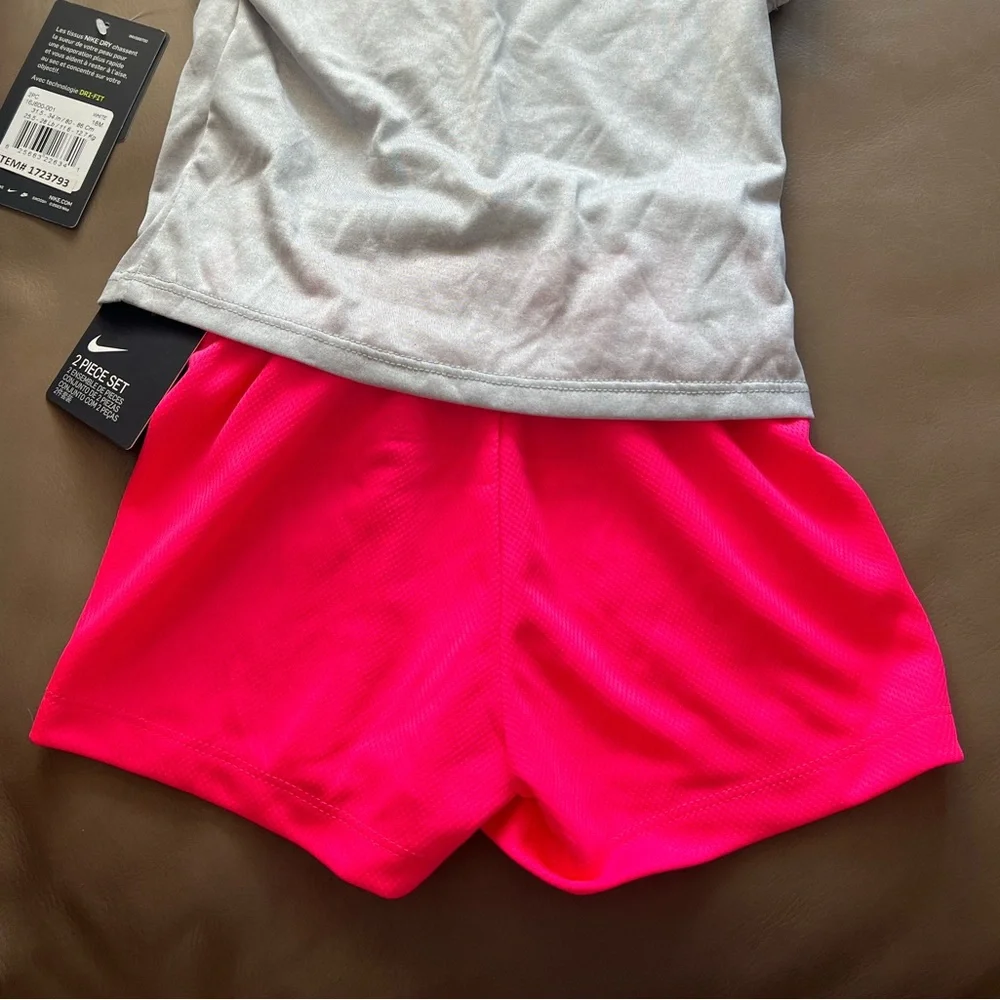 Nike Infant/Toddler Girls' 2-Piece Dri-FIT Short Set 💕🩶 - Picture 14 of 14